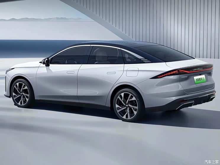 吉利汽车 银河L6 2023款 1.5T 高配版 吉利汽车 银河L6 2023款 1.5T 高配版