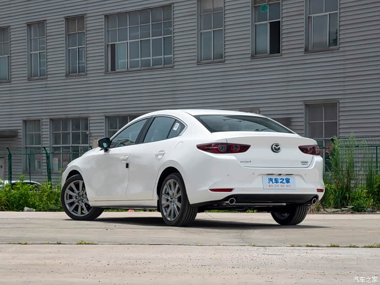 长安马自达 马自达3 昂克赛拉 2023款 2.0L 自动质耀版 长安马自达 马自达3 昂克赛拉 2023款 2.0L 自动质耀版