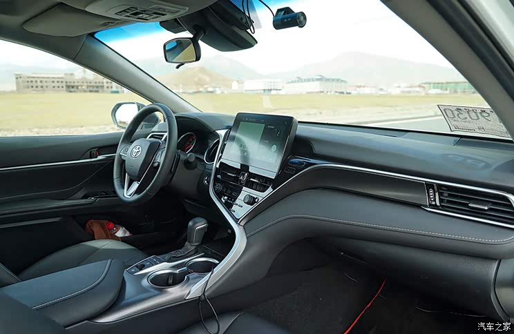 广汽丰田 凯美瑞 2022款 2.0s 骑士版