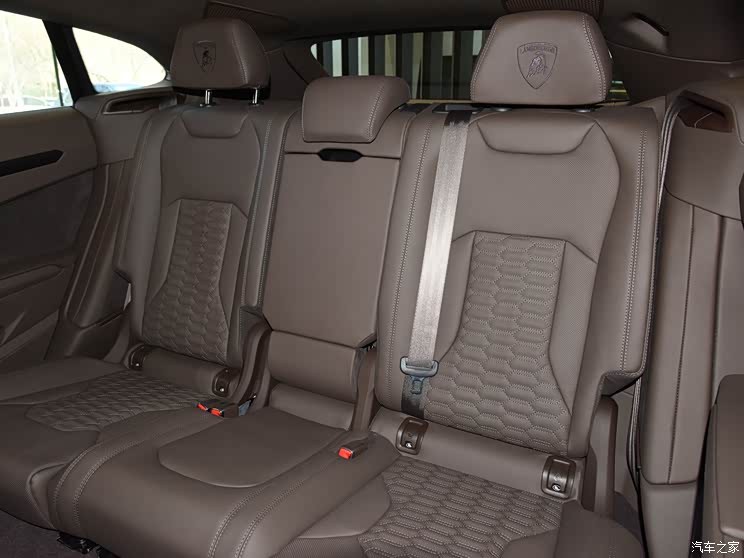 兰博基尼 urus 2023款 4.0t v8 s