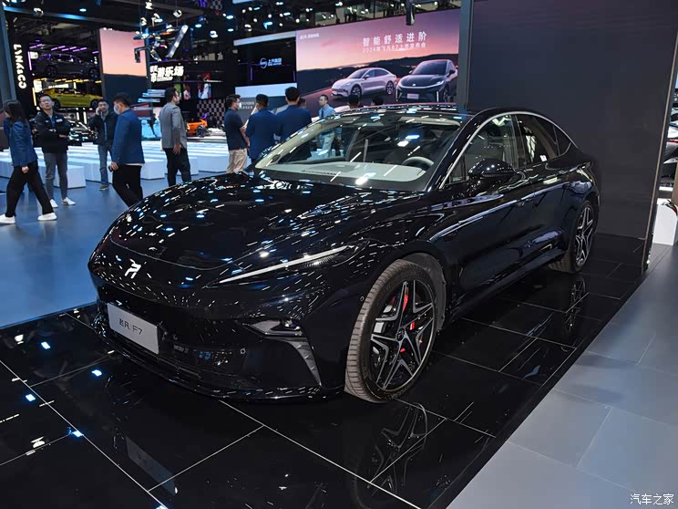 飞凡汽车 飞凡F7 2023款 性能Pro版 飞凡汽车 飞凡F7 2023款 性能Pro版