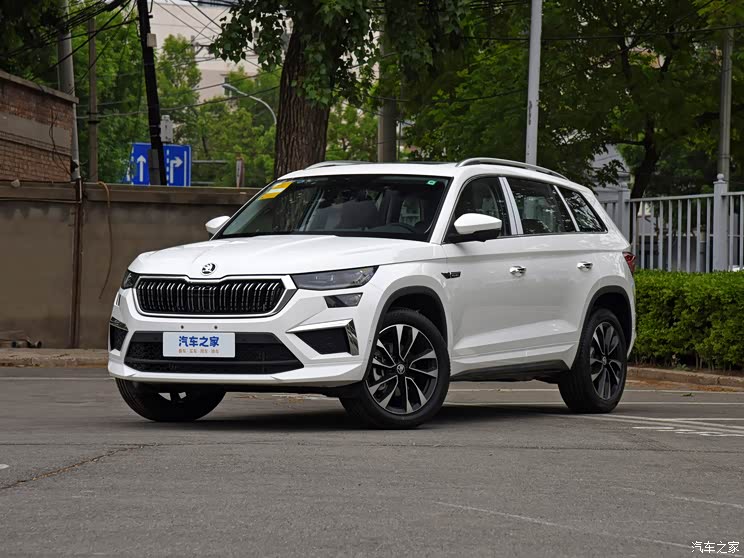 上汽大众斯柯达 柯迪亚克 2023款 改款 tsi380 7座四驱旗舰版