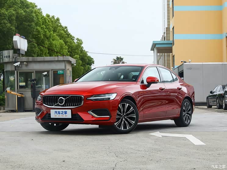 沃尔沃s602023款 b4 智远豪华版