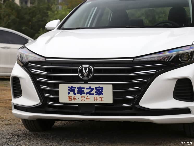 长安汽车 逸动 2020款 plus 百万版 1.6l gdi cvt豪华型