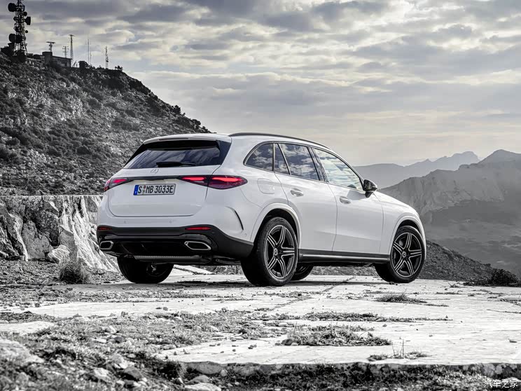 奔驰(进口) 奔驰glc新能源(进口) 2023款 基本型