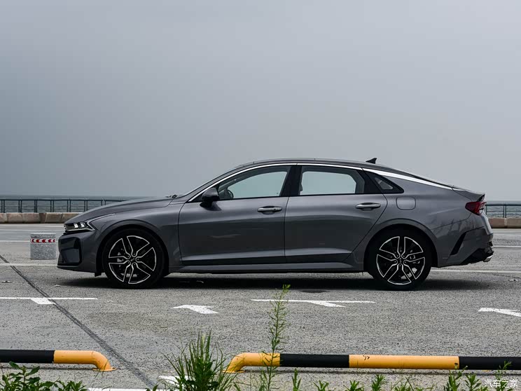 �����ô����� K5���� 2020�� 380T GT-Line ����