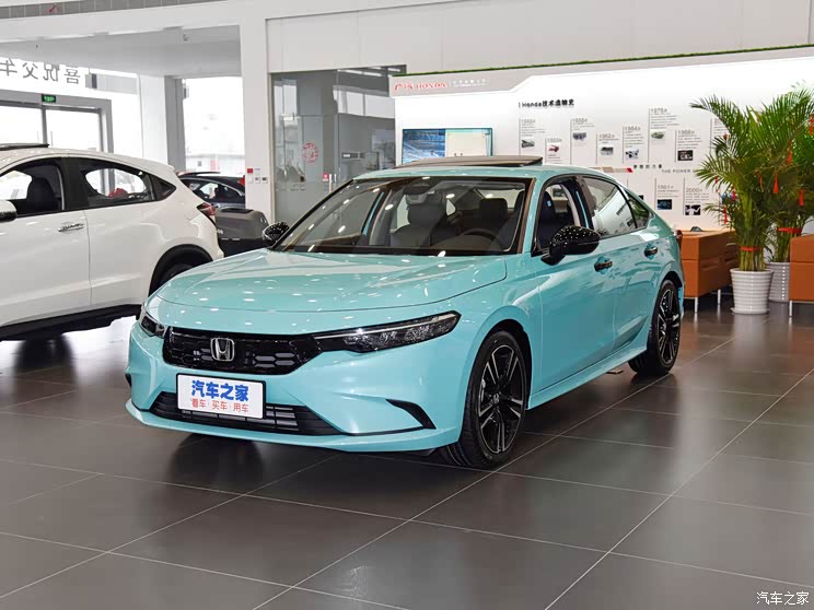 ͸ 2022 240TURBO CVTҹ