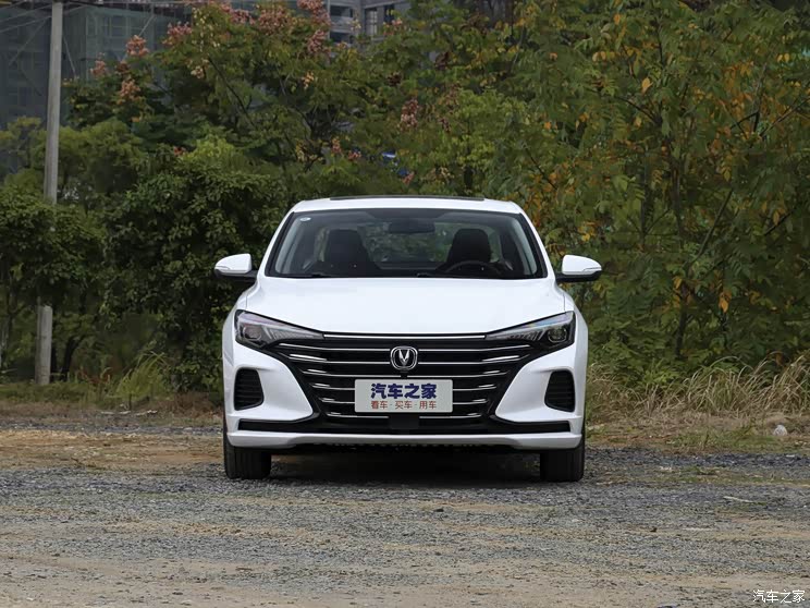 长安汽车 逸动 2020款 plus 百万版 1.6l gdi cvt豪华型