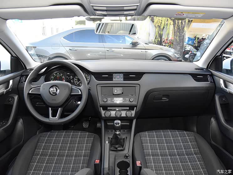 上汽斯柯达 明锐 2019款 1.5L 手动标准版 国V