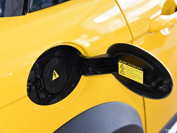 ��������Դ LITE 2019�� R300 ħ����