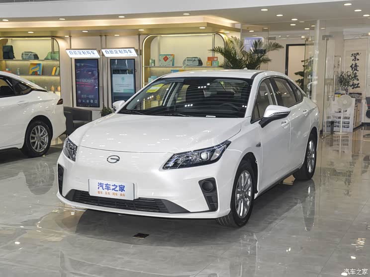 埃安 aion s 2023款 炫 530 48.67kwh 磷酸铁锂