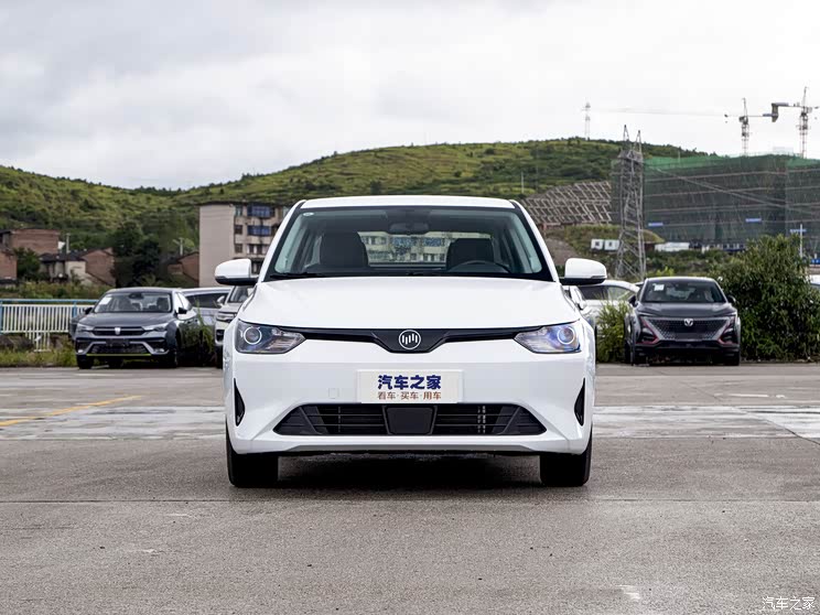 威马汽车 威马E.5 2021款 500 即客行 威马汽车 威马E.5 2021款 500 即客行