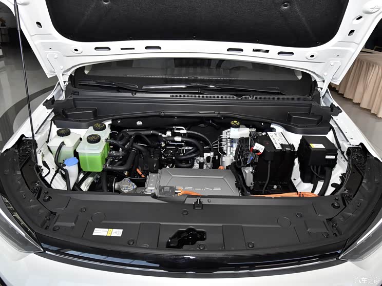 北京汽车 北京EU5 PLUS 2024款 R500 标准出行版 北京汽车 北京EU5 PLUS 2024款 R500 标准出行版