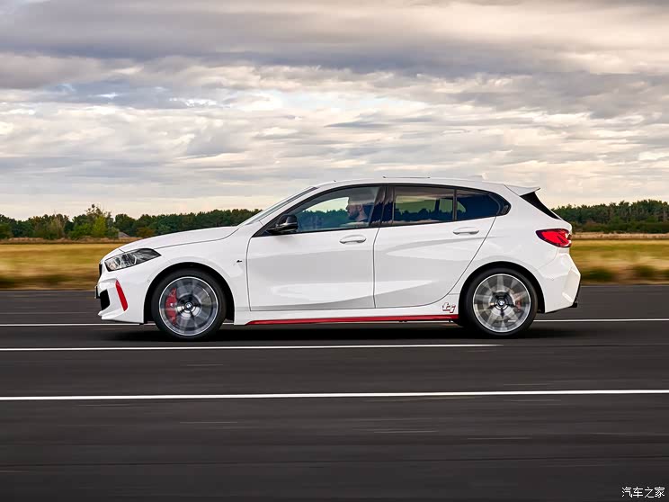 61秒破百宝马128ti官图正式发布