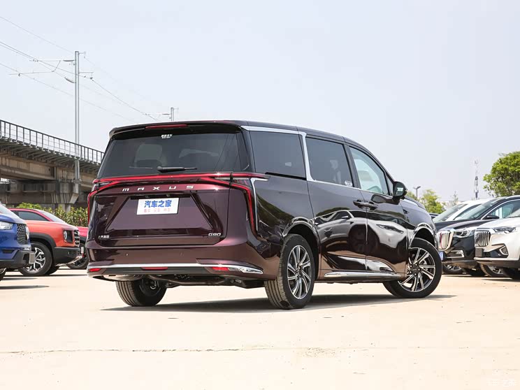 售价2199万起上汽大通maxusg90上市