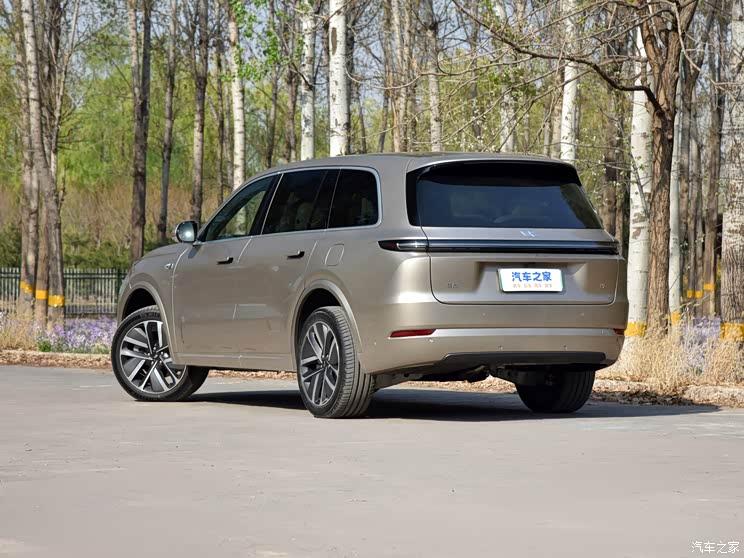 【图】理想l9通过"重型卡车前后夹击"挑战_汽车之家