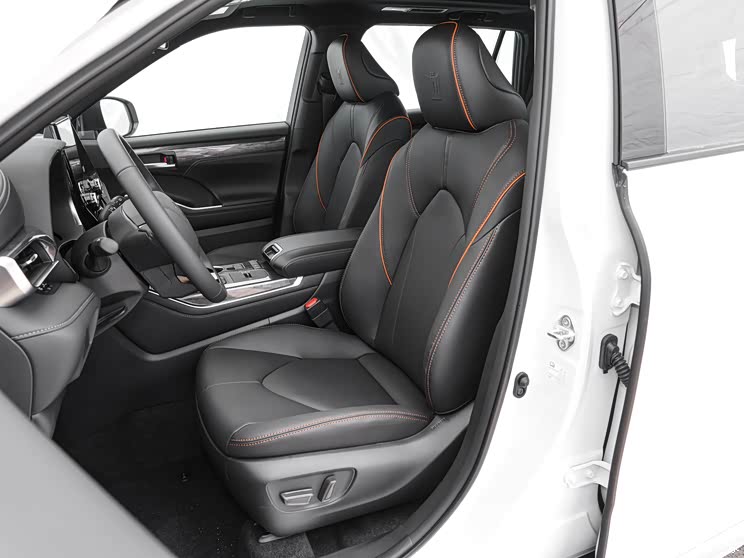 一汽丰田 皇冠陆放 2024款 2.5L HEV两驱豪华版 一汽丰田 皇冠陆放 2024款 2.5L HEV两驱豪华版