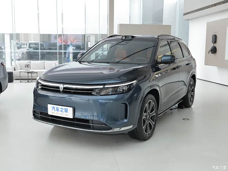 AITO 问界 问界M7 2024款 焕新版 1.5T 智驾四驱Max版 6座 AITO 问界 问界M7 2024款 焕新版 1.5T 智驾四驱Max版 6座