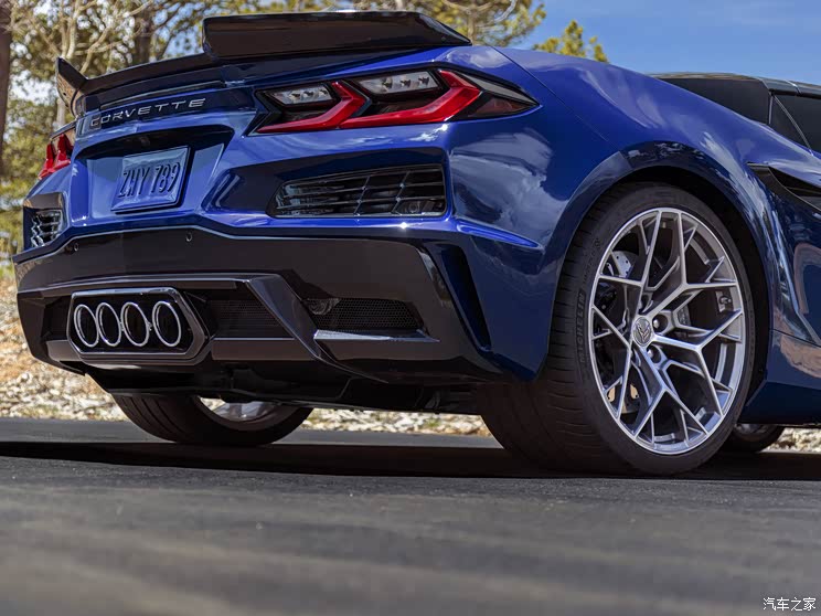 全新雪佛兰科尔维特zr1官图