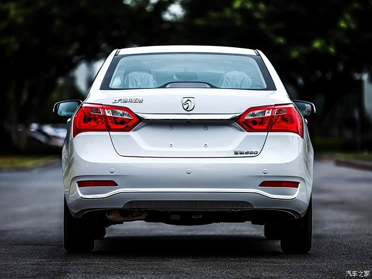 上汽通用五菱 宝骏630 2016款 基本型