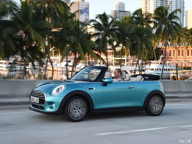 售32.5-38.5万 全新MINI CABRIO上市[图]