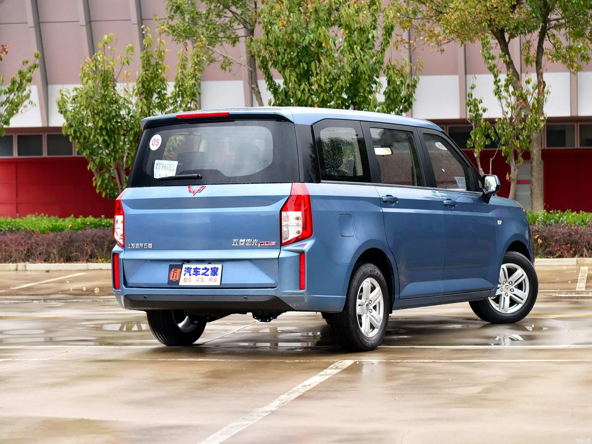 国民需要的mpv,静态8座 可靠的t动力,军工品质