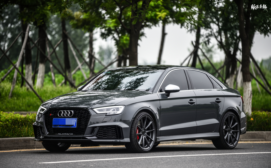 绅士纳多灰奥迪s3改装 低调中的帅气