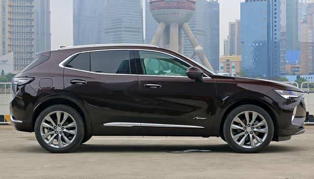 新昂科威s到店和凯迪拉克xt4同平台配置高颜值好就是贵了点