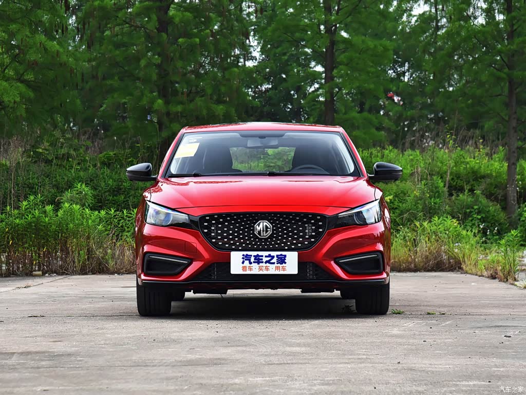 官方指导价:9.68-14.98万 2019款名爵6最高现金优惠1万元