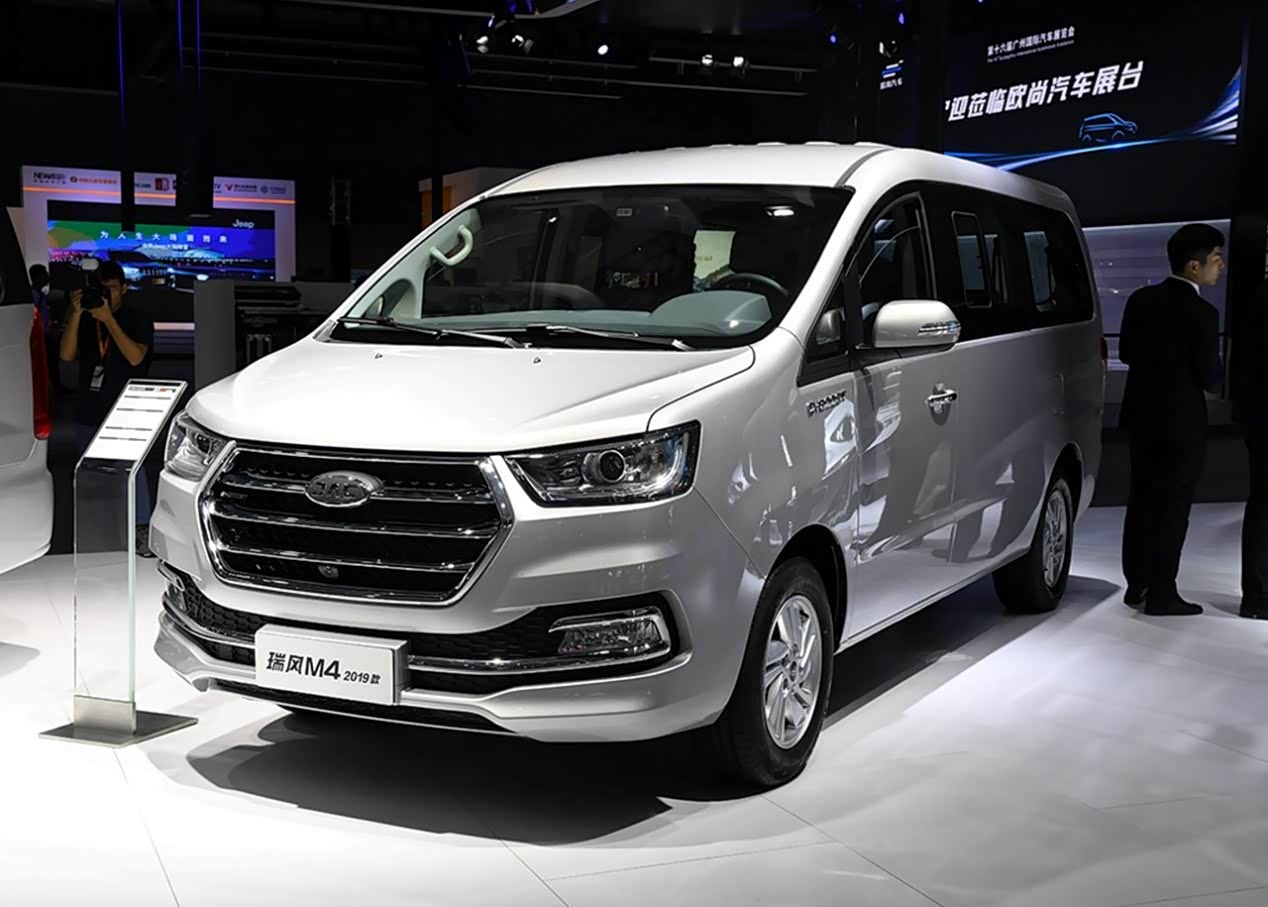       江淮汽车 瑞风m4