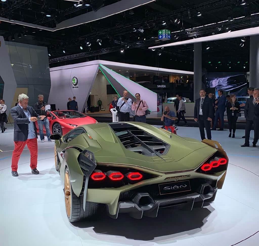 新车实拍兰博基尼sián亮相2019法兰克福车展