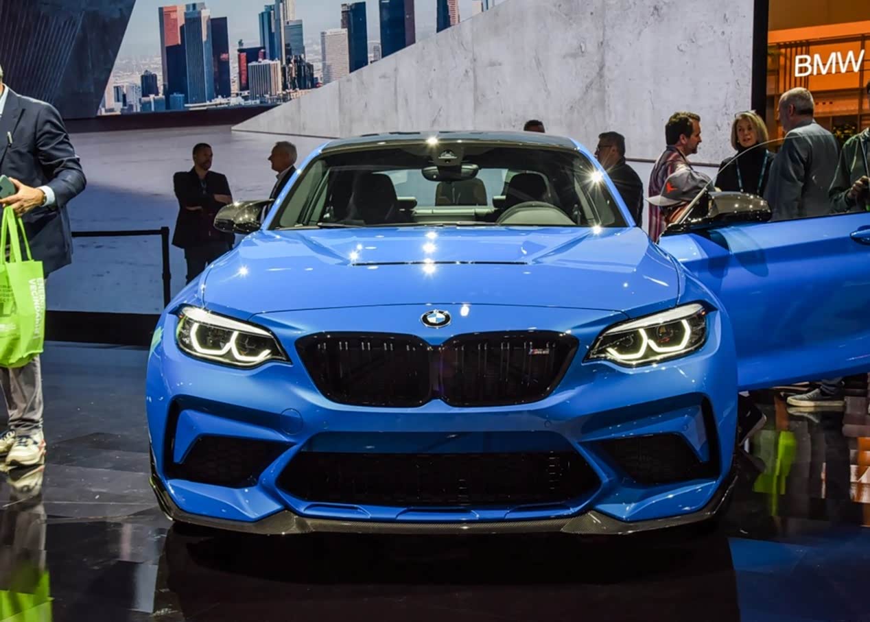 外观小幅度升级的宝马m2 cs,全球限量仅2200辆,动力优异