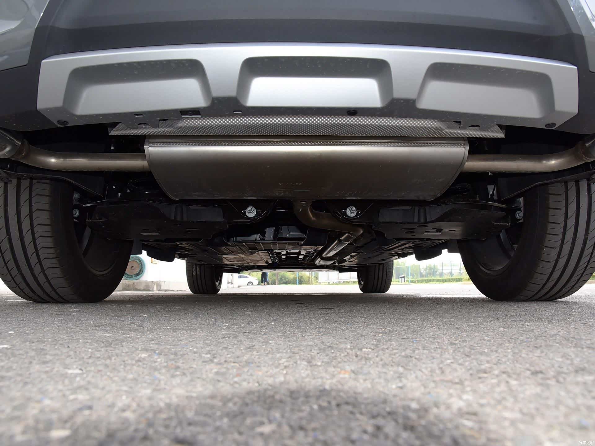 与此同时,优秀的nvh(噪声,振动与声振粗糙度)和底盘调教,使领克01新