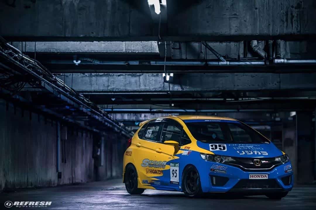 本田粉钟爱的黄蓝配色改装品牌spoon究竟有何魅力