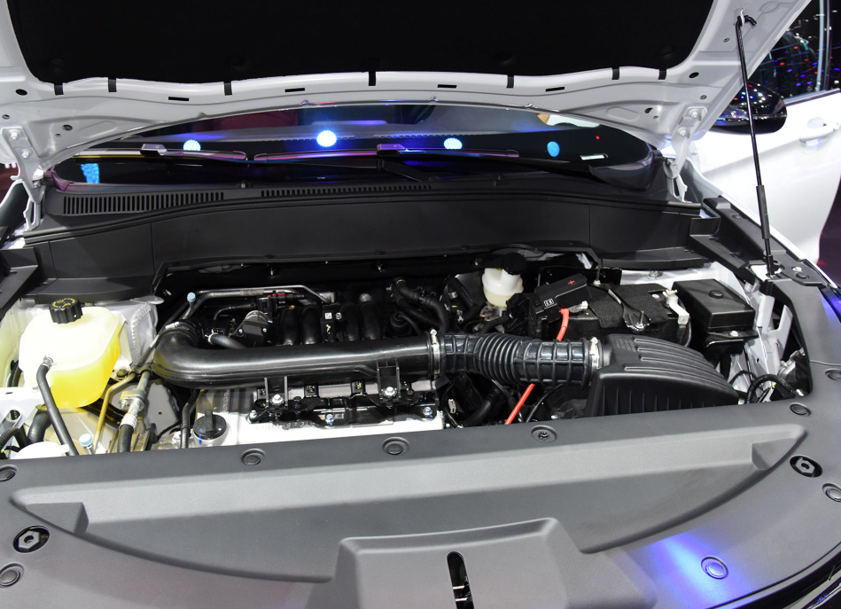 东风风光500正式发布,配1.5l引擎,外观年轻更个性