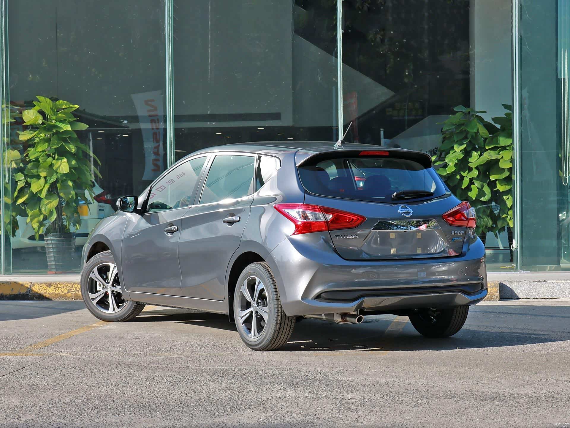 堪称最便宜日产车,骐达9.99万元起的价格,你还考虑高尔夫吗?