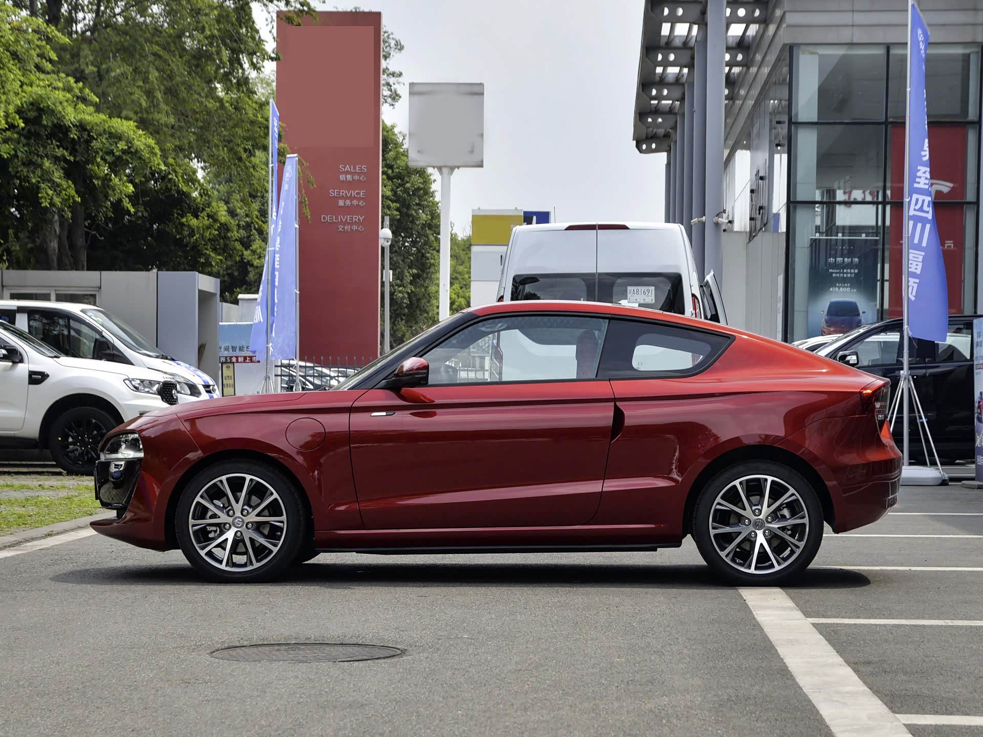 不容小觑的2门4座跑车!配无边框车门 大溜背