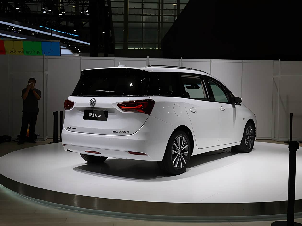 2020广州车展 2021款别克gl6探馆实拍