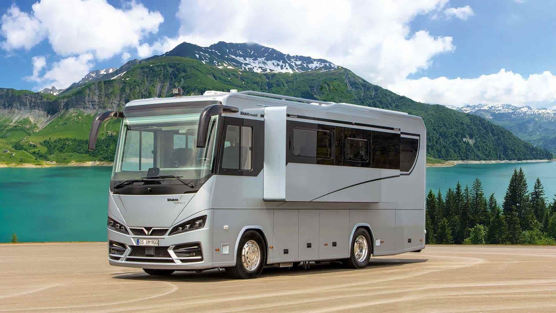 明星们钟爱的房车什么样?装修媲美五星酒店,暗藏私人"车库"