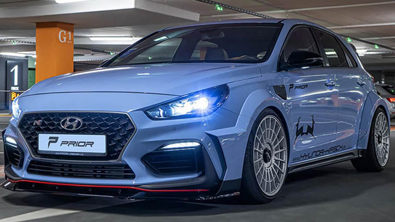 现代i30 n改装版实拍曝光 有拉力赛的味道了