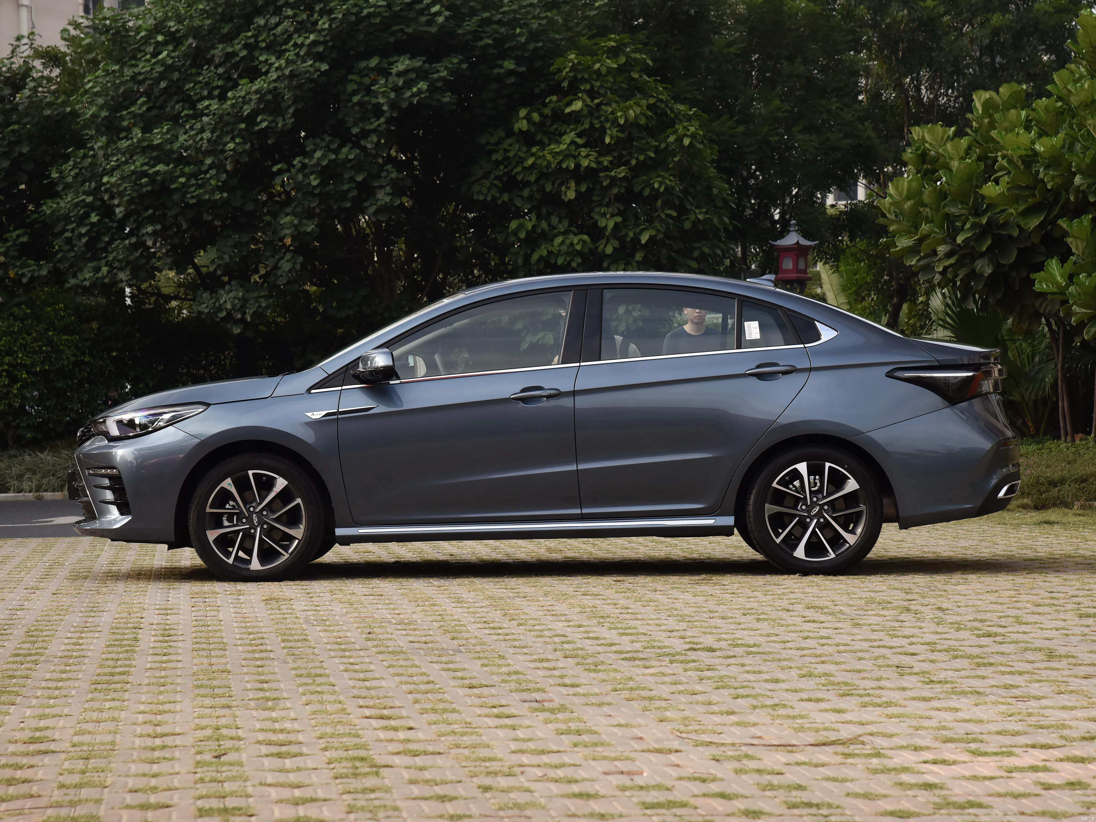 动力配置二选一 艾瑞泽5 plus购车手册!