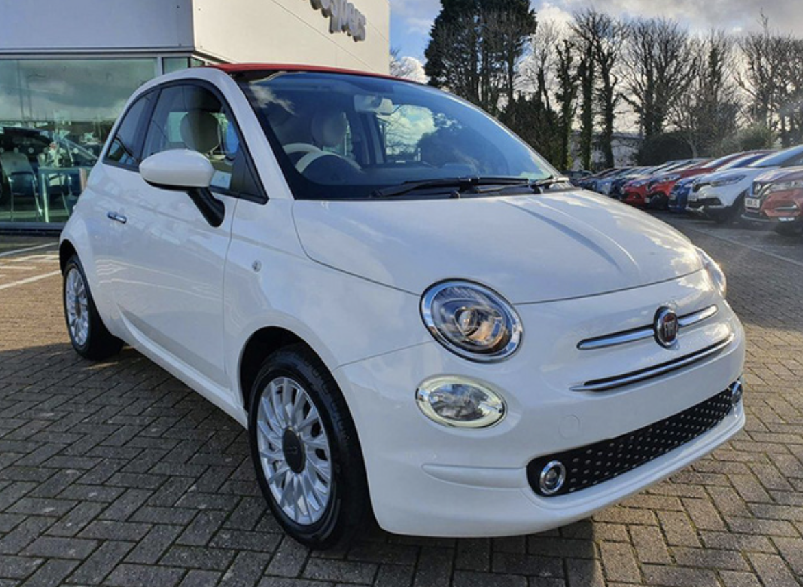 炫酷还享低油耗 菲亚特500敞篷版海外实拍