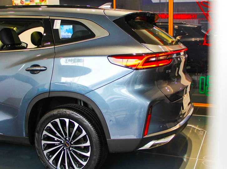 星途txl热销中13.99万元起,欢迎试乘试驾!