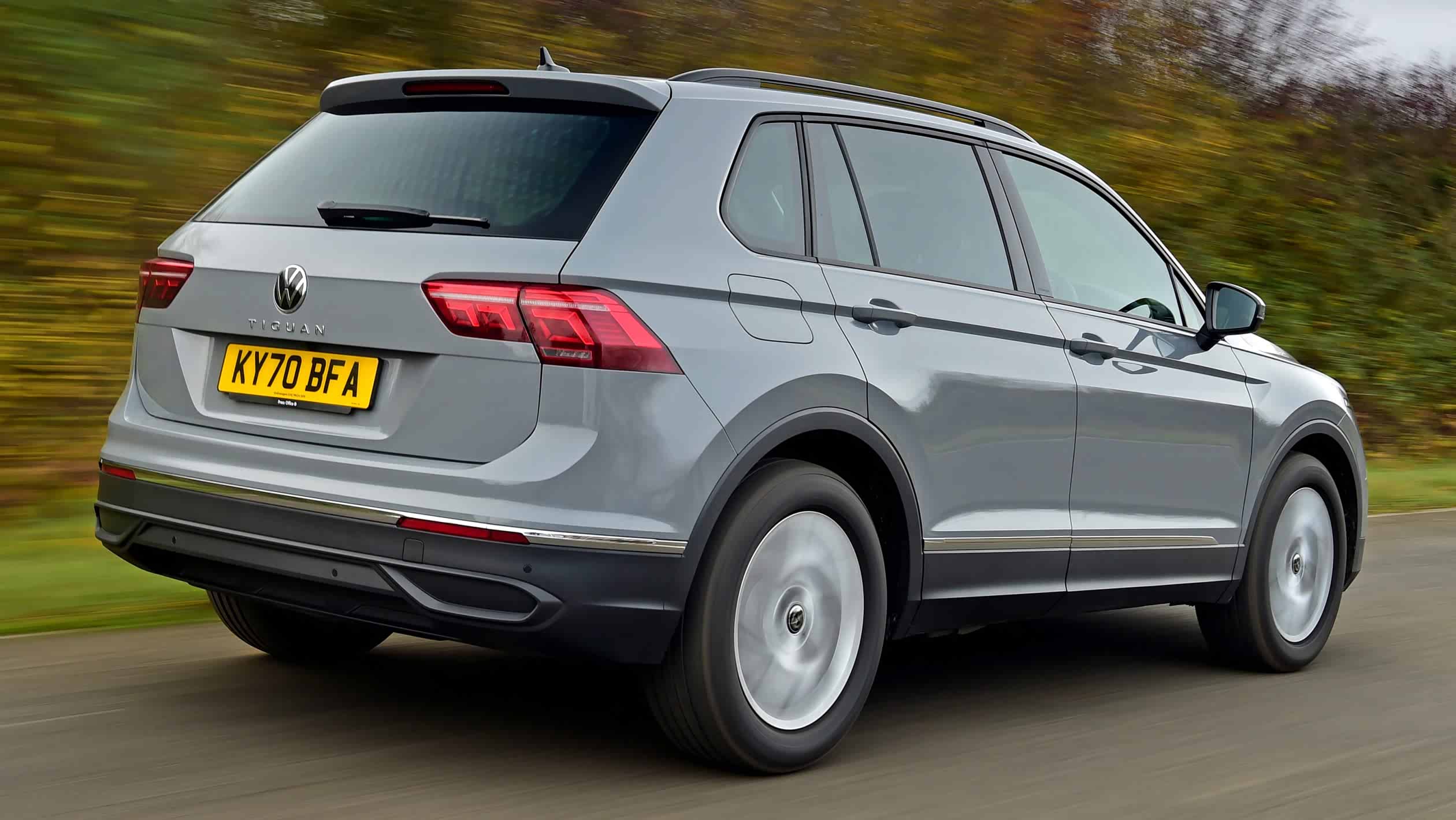 朴素但依旧时尚,入门版本中期改款大众途观大量实拍图发布