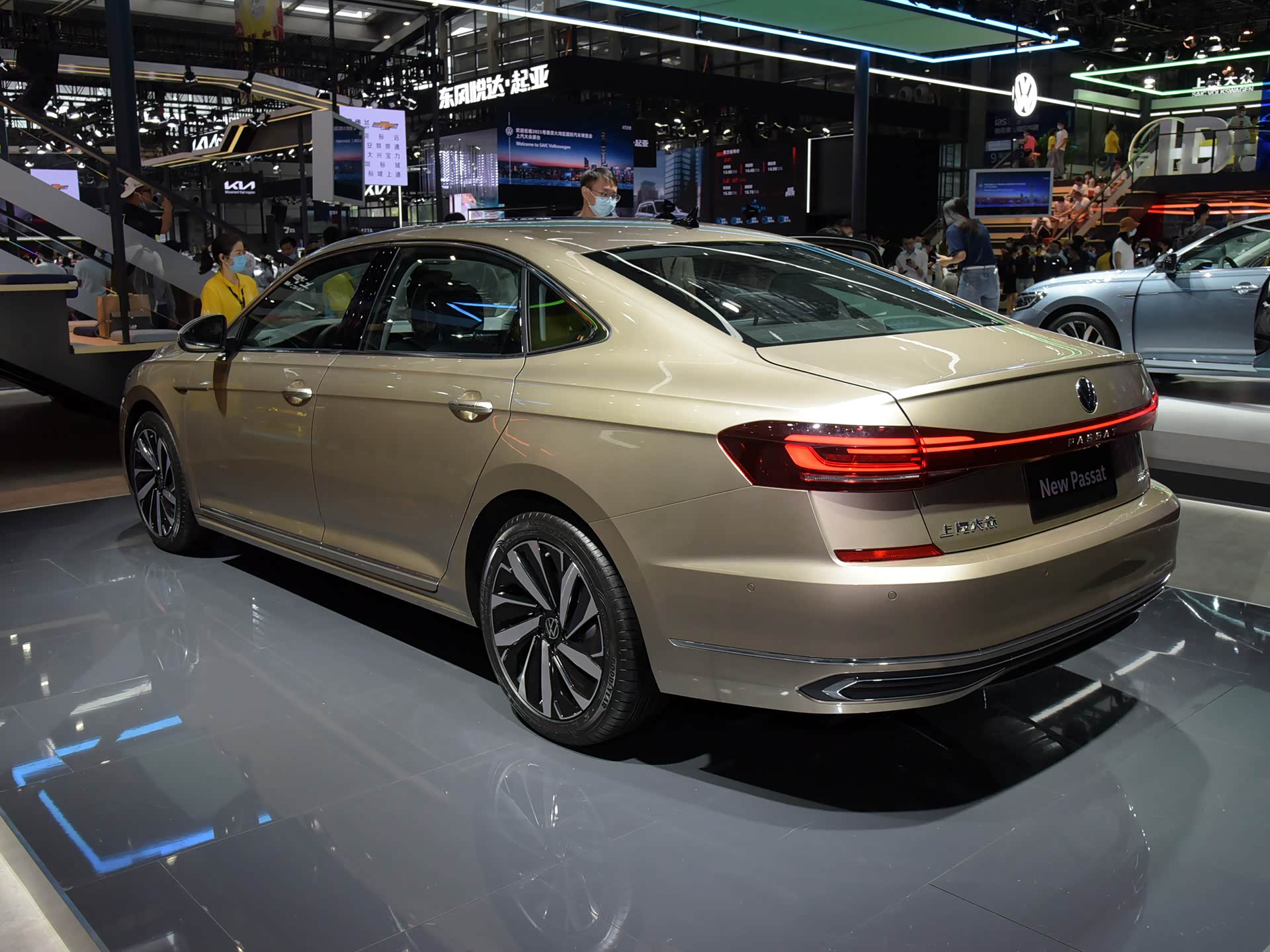 两种造型各有所长 新款帕萨特家族正式开启预售 定金可翻三倍