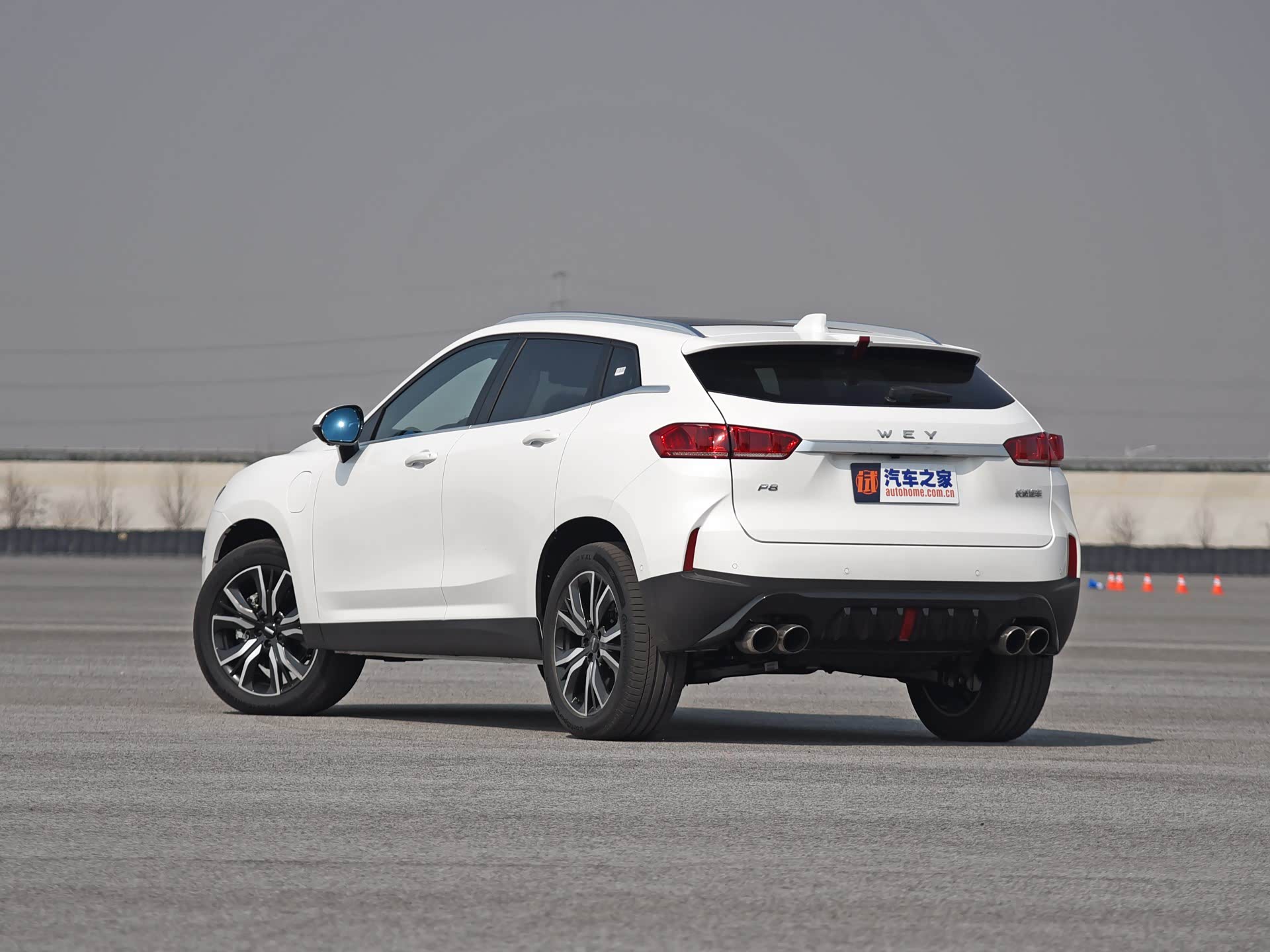 且广州地区的长城汽车4s店工作人员告诉憨车先生,购买wey p8最高优惠