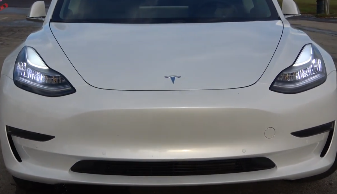 2020款 特斯拉  model 3  前脸细节展示分析