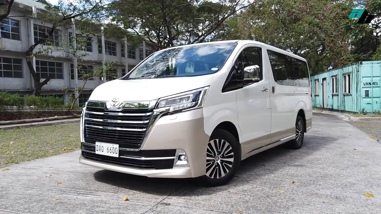 丰田奢华商务mpv,2020款丰田海狮实拍