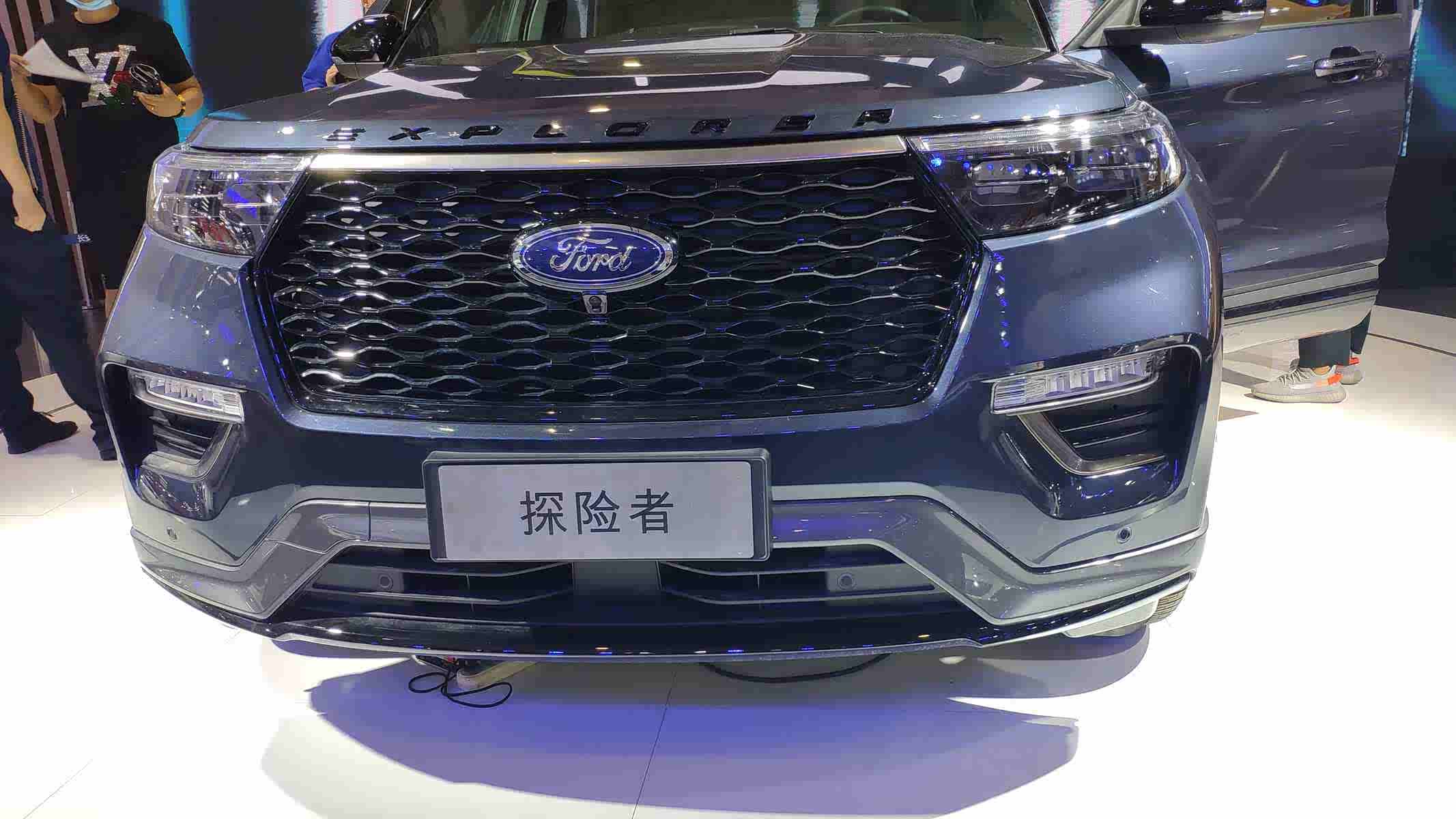 霸气的运动感 新款长安福特探险者实车