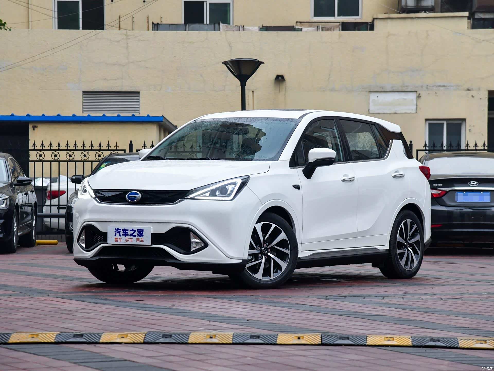 祺智ev最高综合优惠9万,如此折扣太给力!